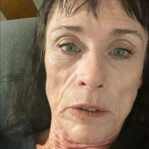 Meet your Posher, Eliza